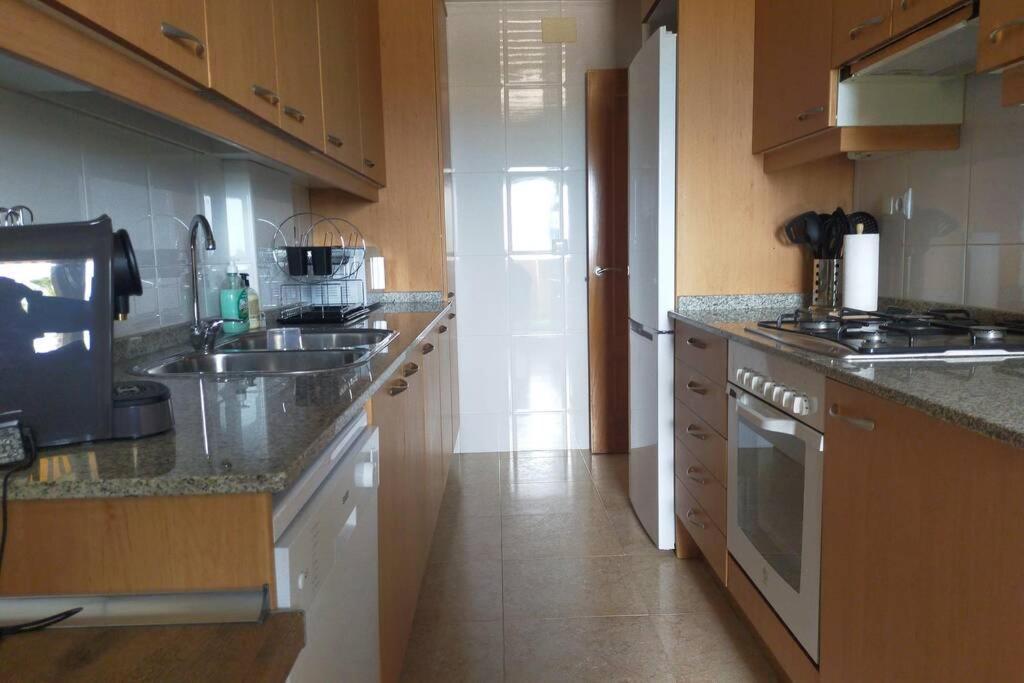 Apartamento Para 5 Personas Frente Al Mar Con Piscina Y Parking Cubelles Ngoại thất bức ảnh