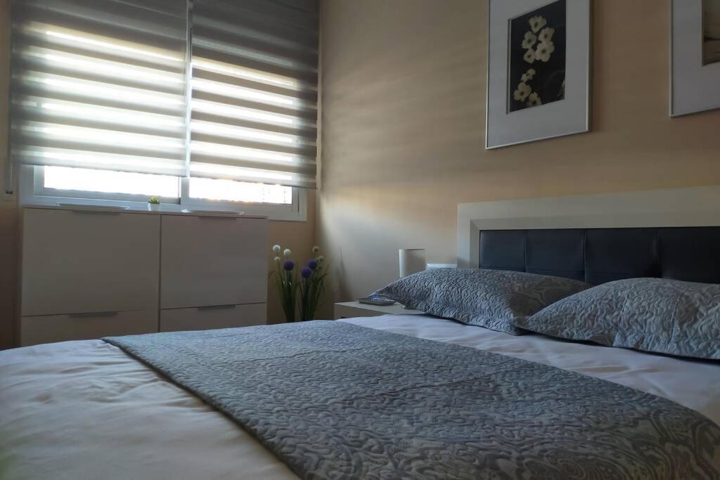 Apartamento Para 5 Personas Frente Al Mar Con Piscina Y Parking Cubelles Ngoại thất bức ảnh